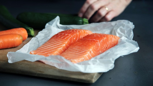 salmon, vitamin b6