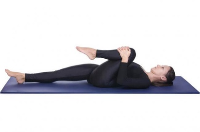 yoga lever genoux
